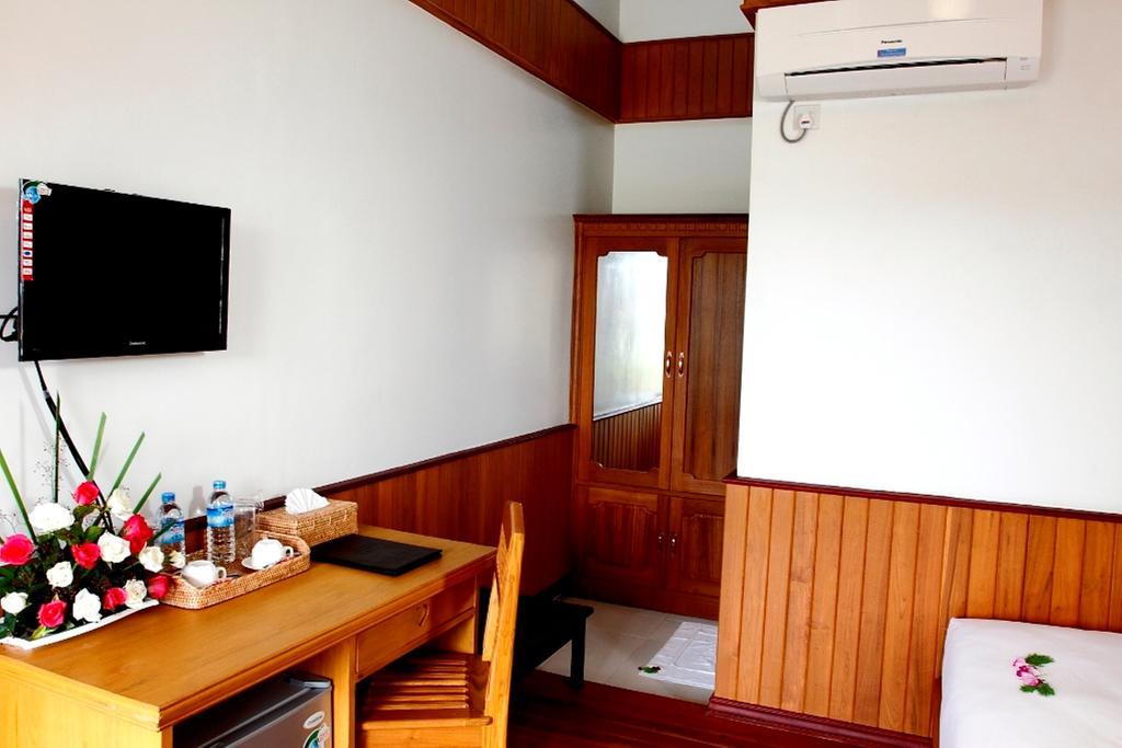 Inle Lotus Hotel Nyaung Shwe Dış mekan fotoğraf