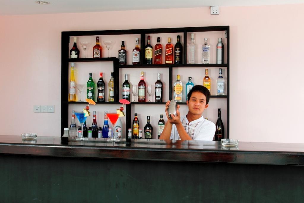 Inle Lotus Hotel Nyaung Shwe Dış mekan fotoğraf