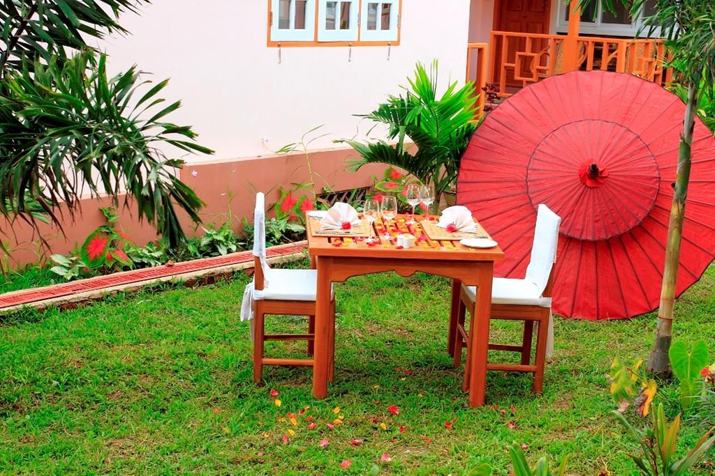 Inle Lotus Hotel Nyaung Shwe Dış mekan fotoğraf