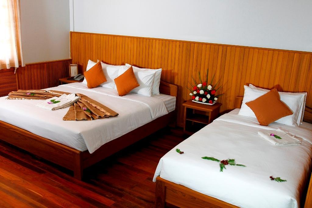 Inle Lotus Hotel Nyaung Shwe Dış mekan fotoğraf
