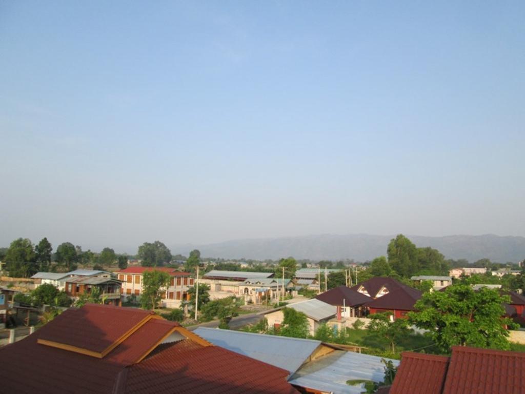 Inle Lotus Hotel Nyaung Shwe Oda fotoğraf