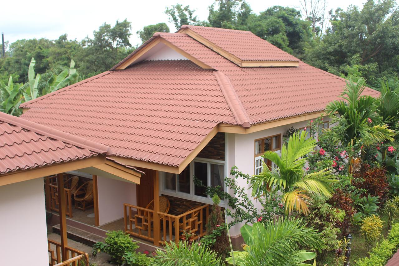 Inle Lotus Hotel Nyaung Shwe Dış mekan fotoğraf