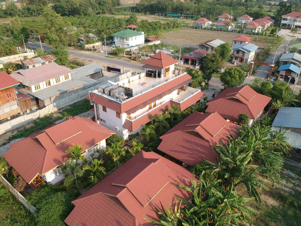 Inle Lotus Hotel Nyaung Shwe Dış mekan fotoğraf